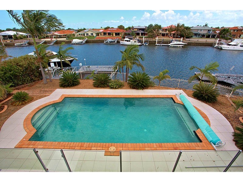 2 Skysail Court, Banksia Beach QLD 4507