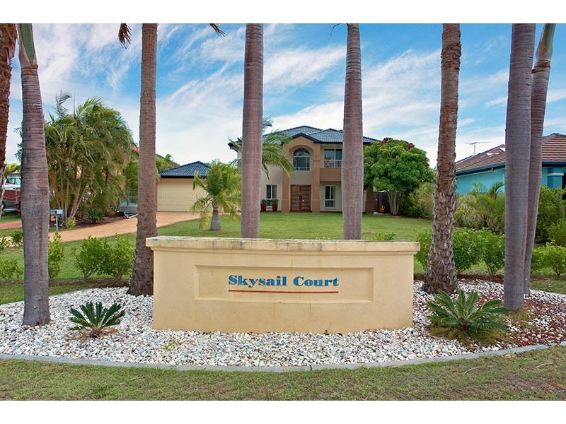 2 Skysail Court, Banksia Beach QLD 4507