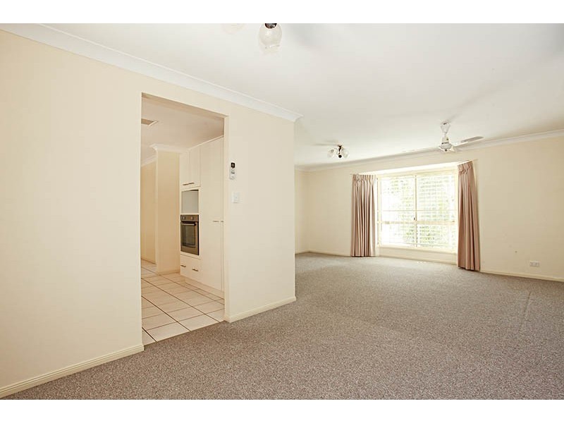 8 Pentas Drive, Bongaree QLD 4507