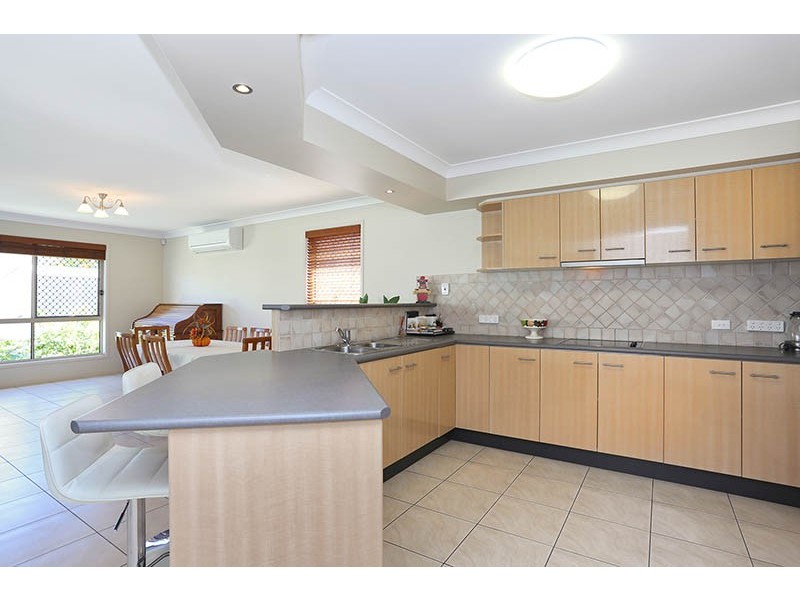 41 Kakadu Circuit, Banksia Beach QLD 4507