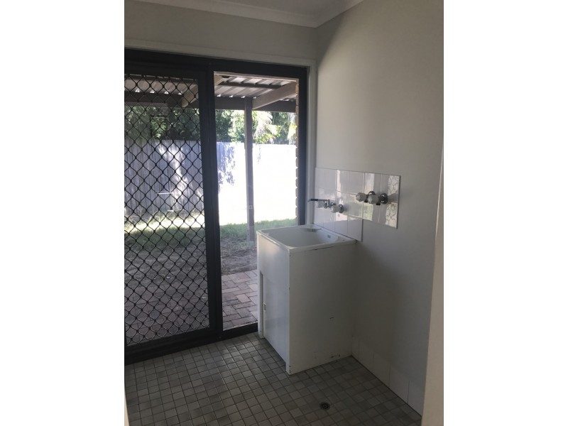 Sandstone Point QLD 4511