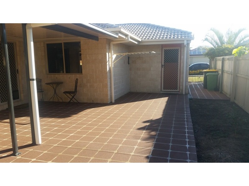 9 CLOVELLY PLACE, Sandstone Point QLD 4511