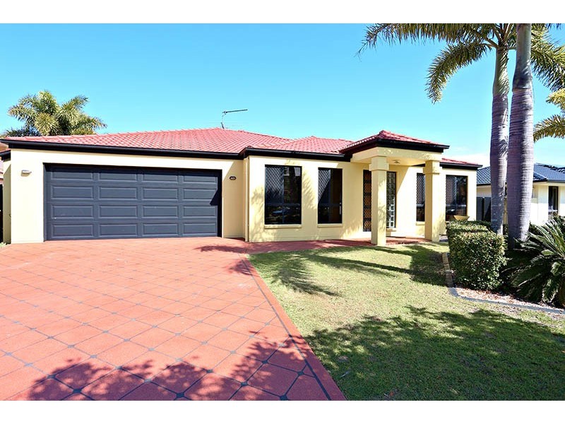224 Endeavour Drive, Banksia Beach QLD 4507