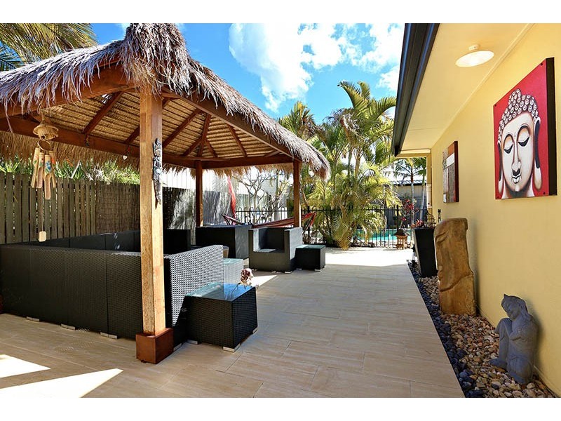 224 Endeavour Drive, Banksia Beach QLD 4507