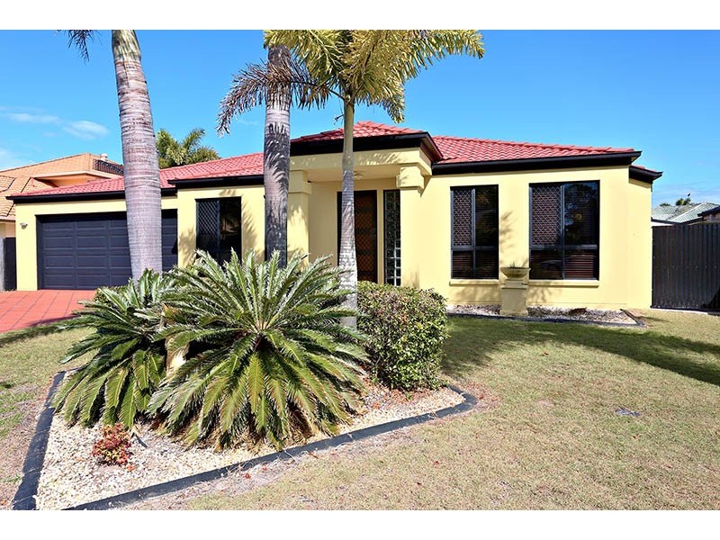 224 Endeavour Drive, Banksia Beach QLD 4507