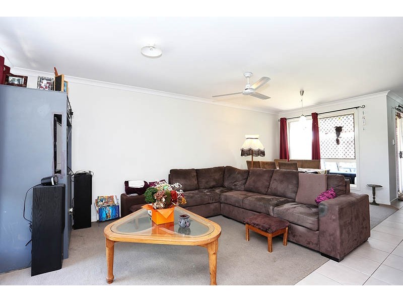 13 Dewdrop Place, Ningi QLD 4511