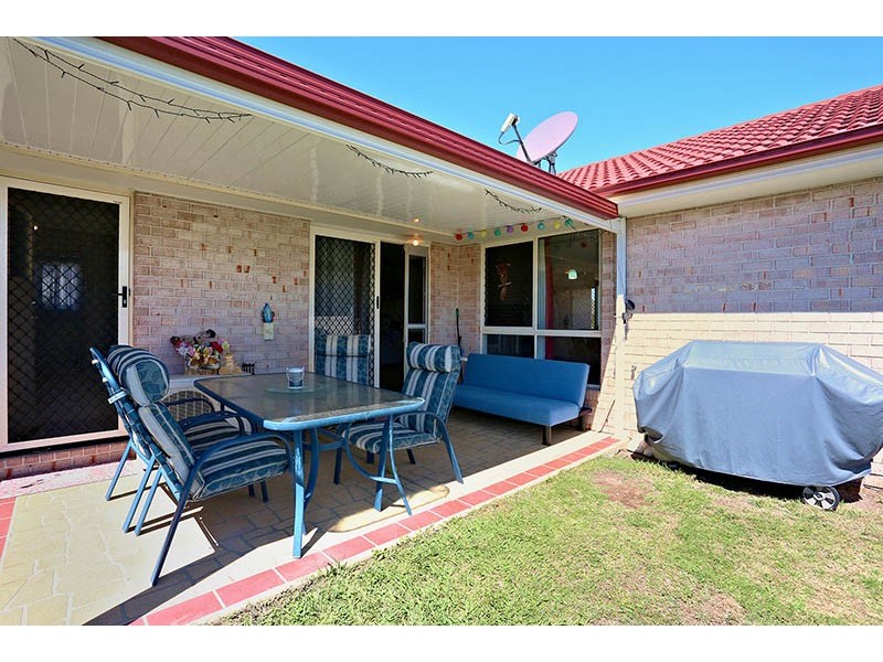 13 Dewdrop Place, Ningi QLD 4511