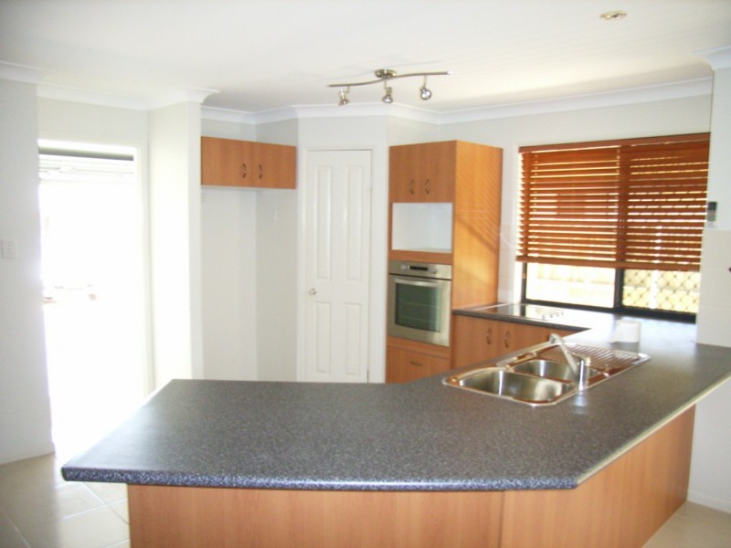 Sandstone Point QLD 4511