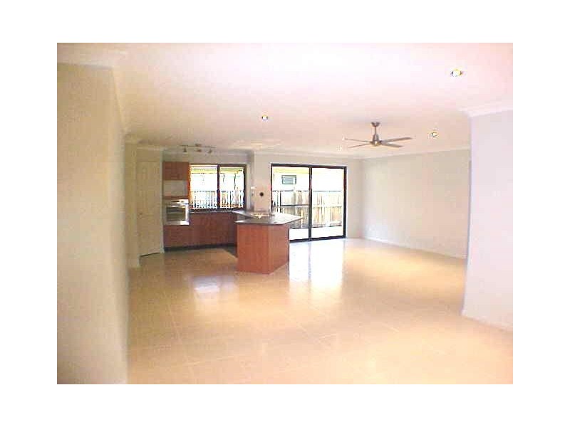 Sandstone Point QLD 4511