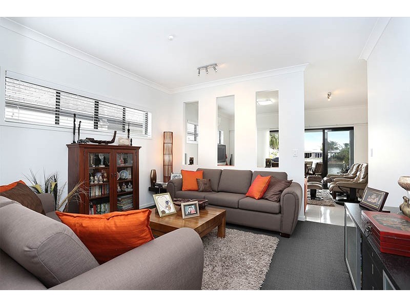 64 Raptor Parade, Banksia Beach QLD 4507