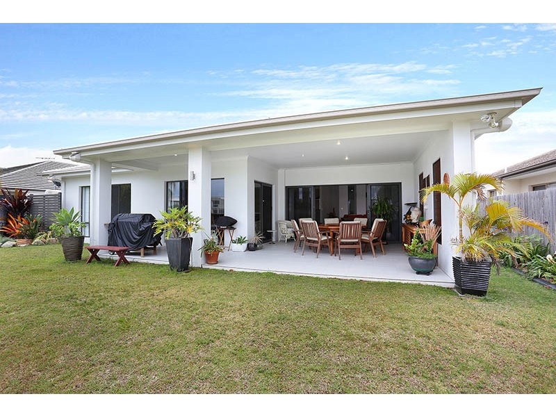 64 Raptor Parade, Banksia Beach QLD 4507