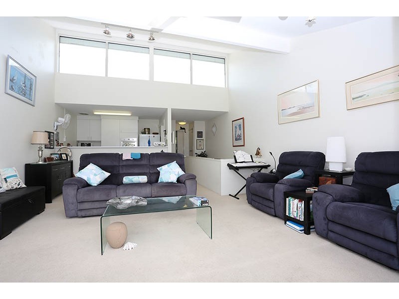 22B Spinnaker Drive, Sandstone Point QLD 4511