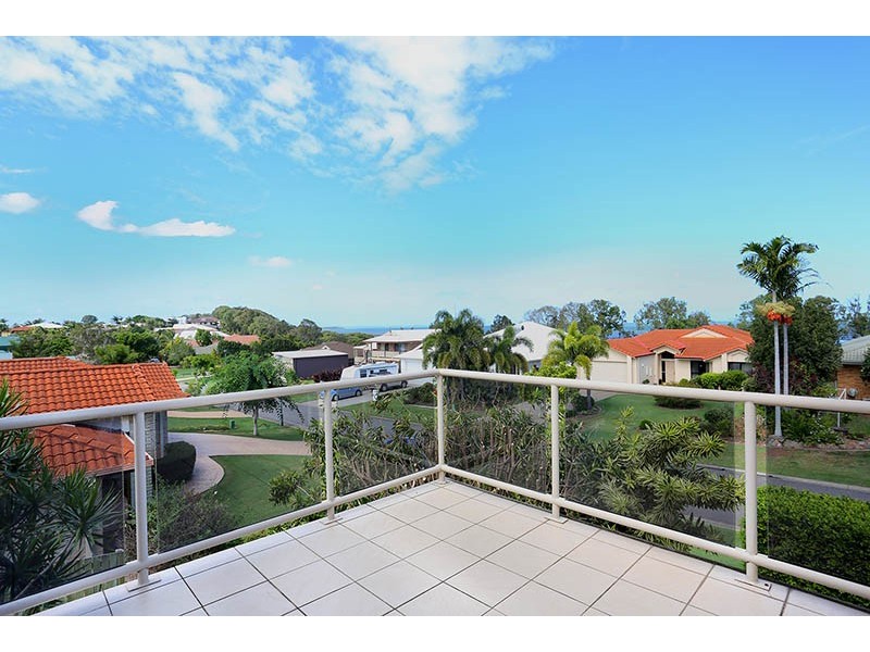 8 Avalon Street, Sandstone Point QLD 4511