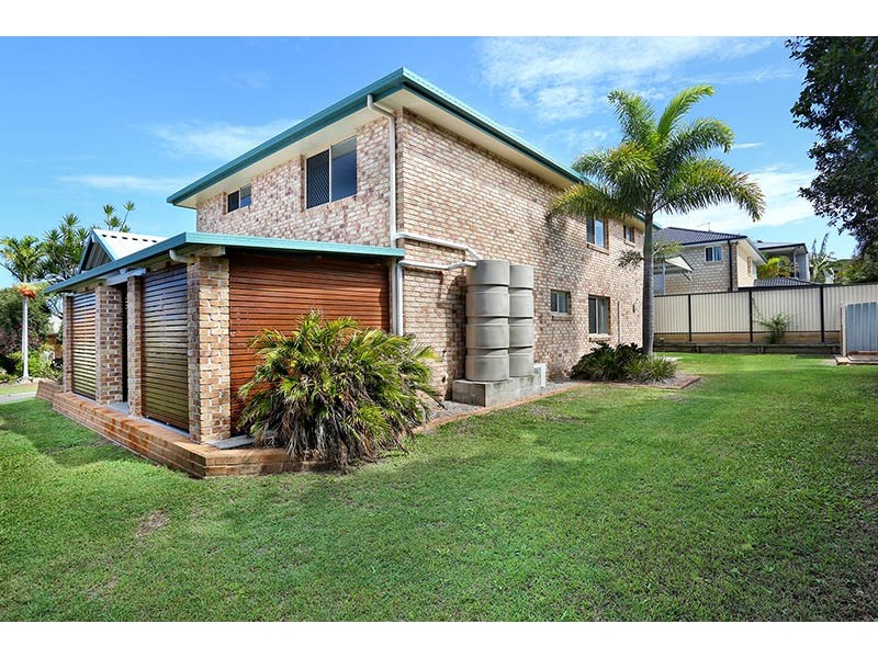 8 Avalon Street, Sandstone Point QLD 4511