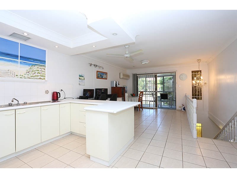 3/15 Bestman Avenue, Bongaree QLD 4507