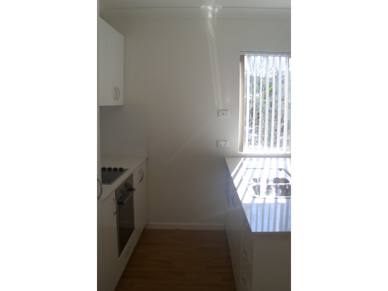 3A/17 Lake Street, Budgewoi NSW 2262