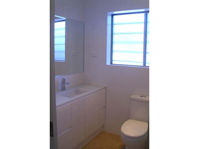 3A/17 Lake Street, Budgewoi NSW 2262