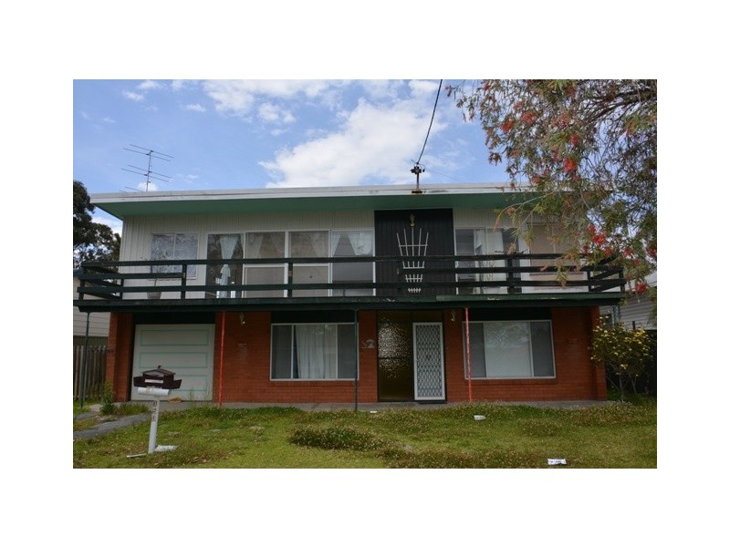 150 Cams Boulevarde, Summerland Point NSW 2259