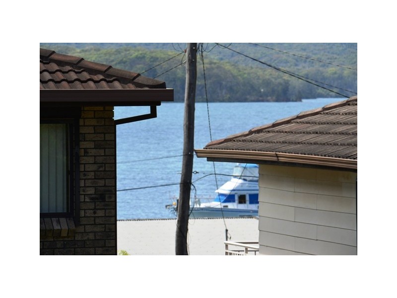 36 Winbin Crescent, Gwandalan NSW 2259