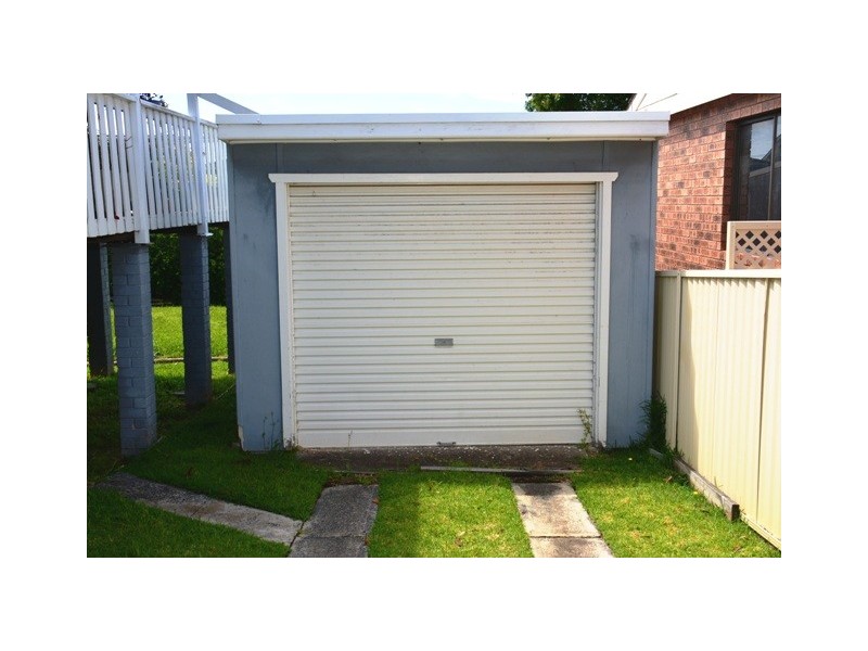 36 Winbin Crescent, Gwandalan NSW 2259