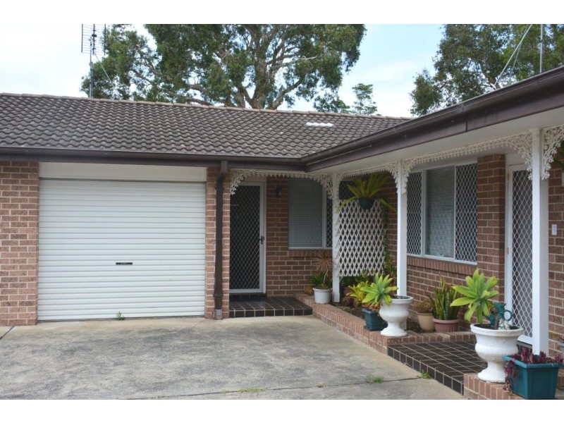 2/30 Natuna Avenue, Budgewoi NSW 2262