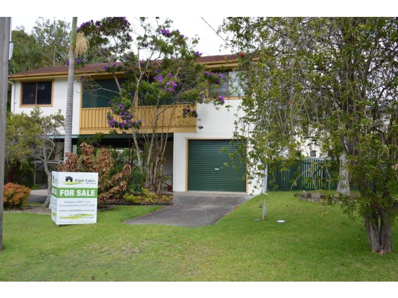 10 Birrabang Avenue, Summerland Point NSW 2259