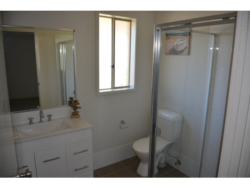 45 Summerland Road, Summerland Point NSW 2259