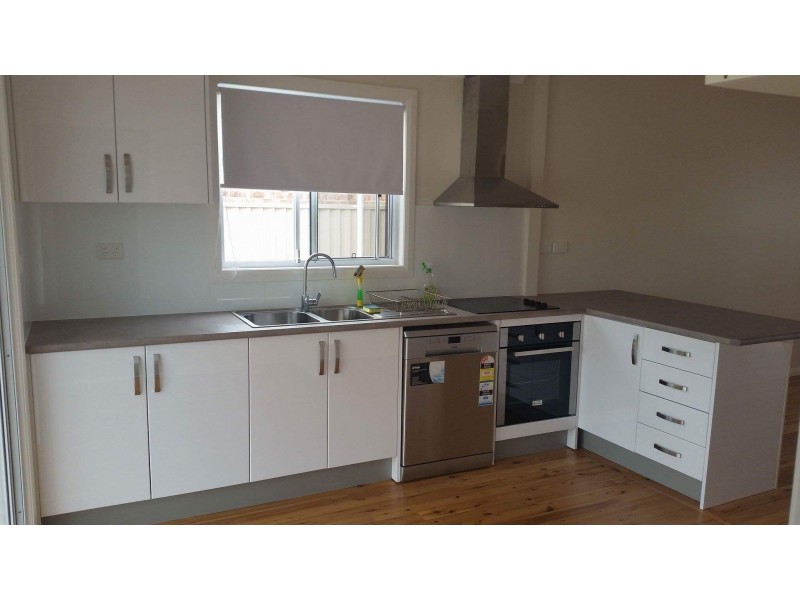 31 Ourringo Street, Budgewoi NSW 2262