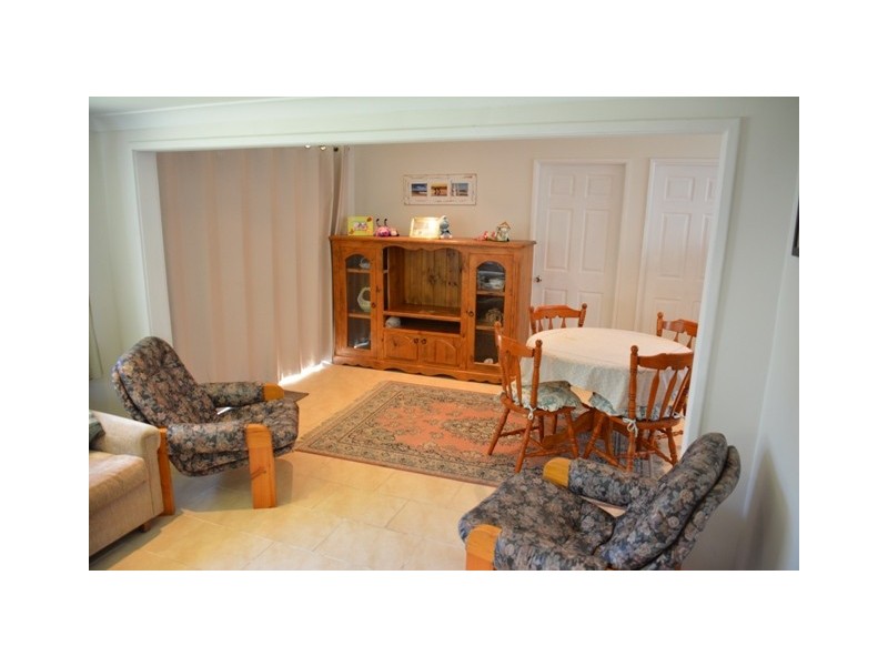 31 Murrumbong Road, Summerland Point NSW 2259