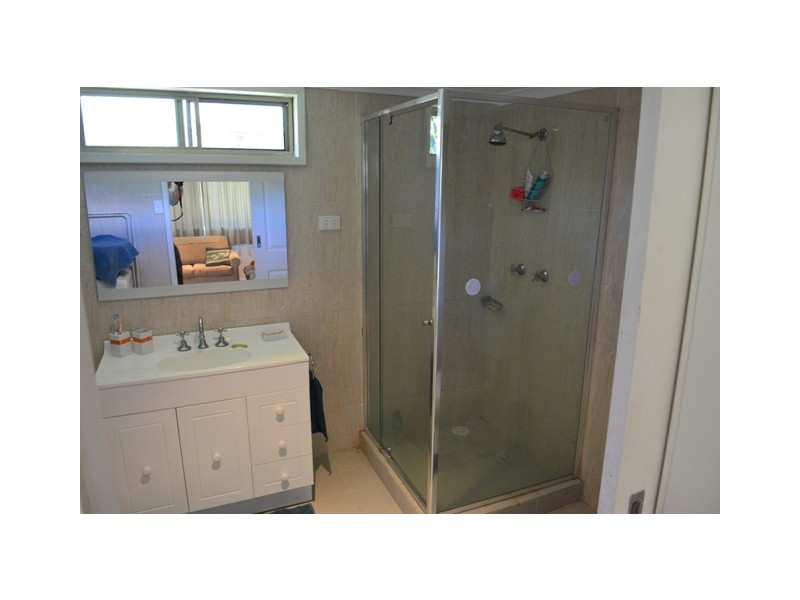 31 Murrumbong Road, Summerland Point NSW 2259