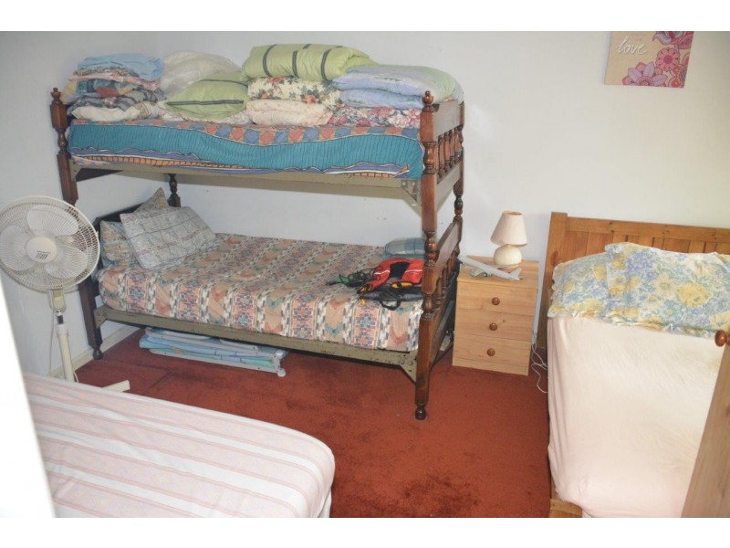 31 Murrumbong Road, Summerland Point NSW 2259