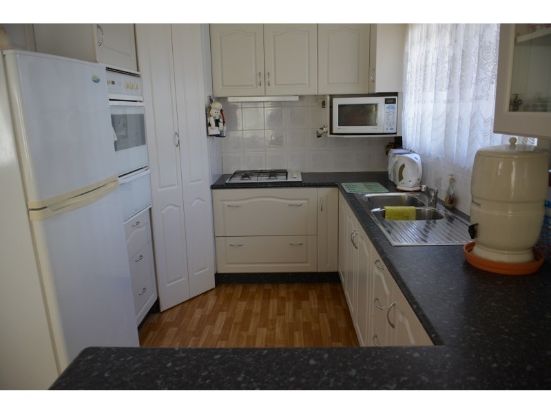 24 Yeramba Road, Summerland Point NSW 2259