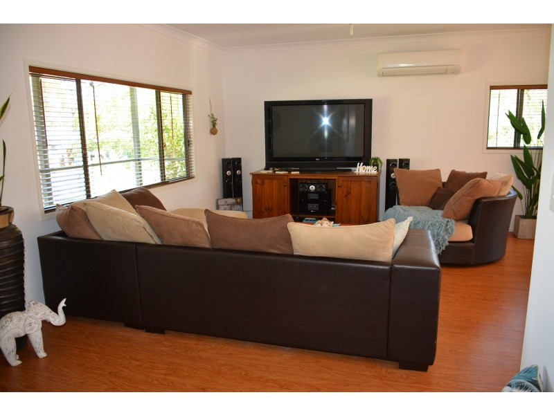 46 Findlay Avenue, Chain Valley Bay NSW 2259