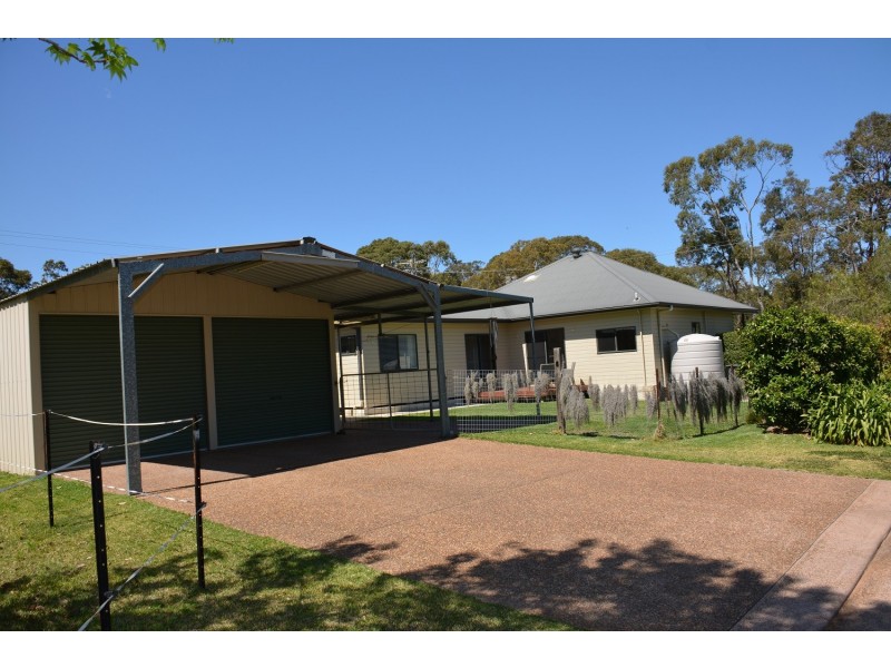 46 Findlay Avenue, Chain Valley Bay NSW 2259