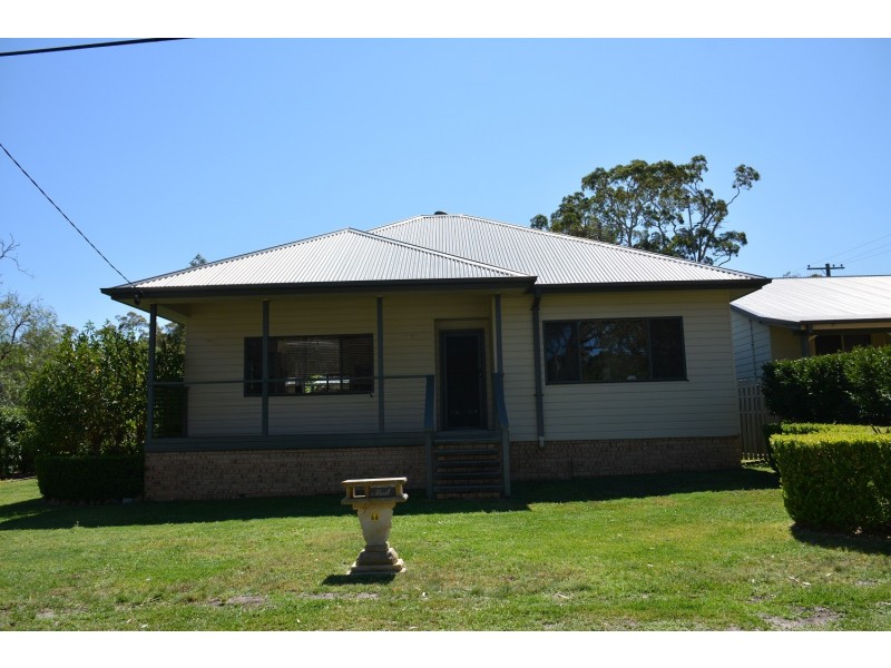 46 Findlay Avenue, Chain Valley Bay NSW 2259