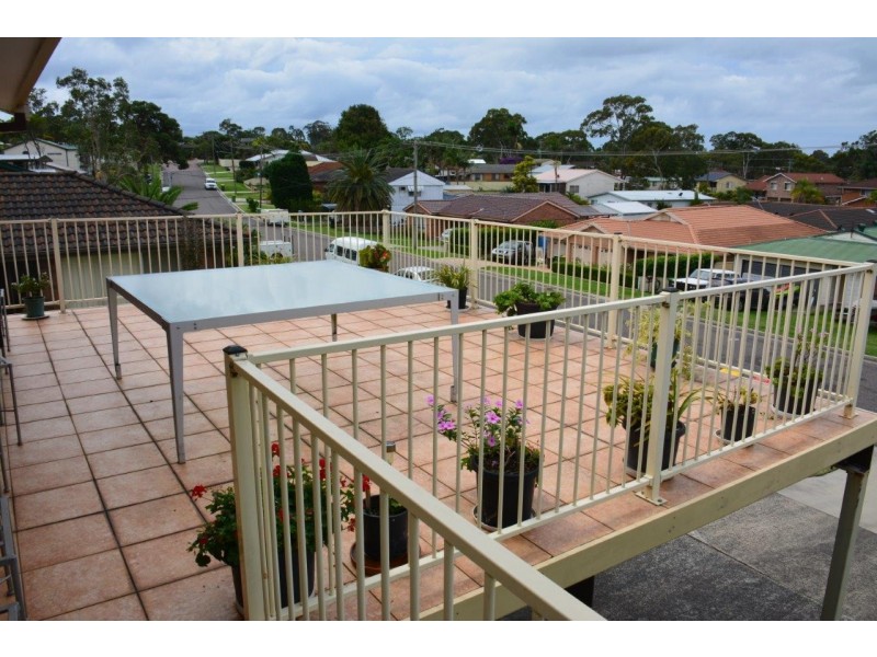 19 Quinalup Street, Gwandalan NSW 2259