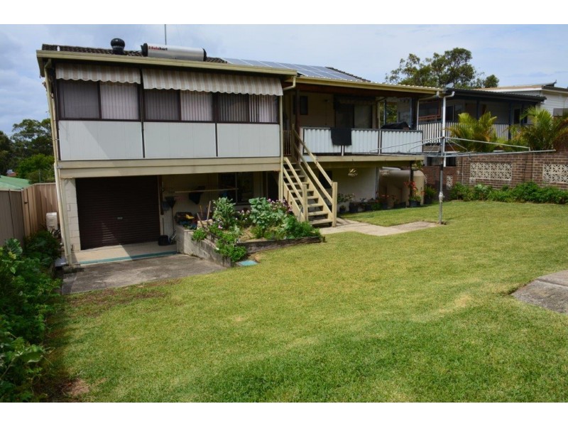 19 Quinalup Street, Gwandalan NSW 2259