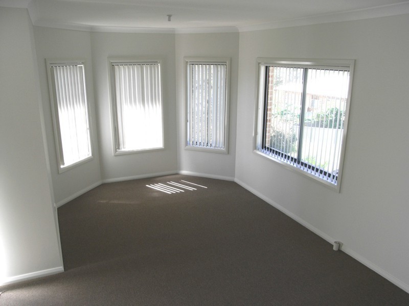 37 Kailua Avenue, Budgewoi NSW 2262