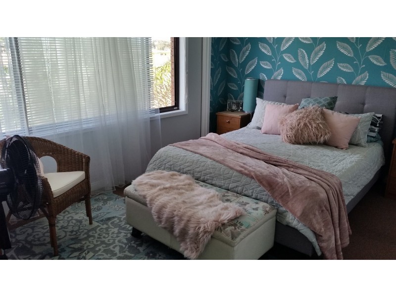 30 Kullaroo Road, Summerland Point NSW 2259