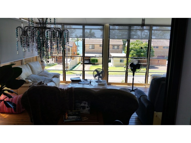 30 Kullaroo Road, Summerland Point NSW 2259