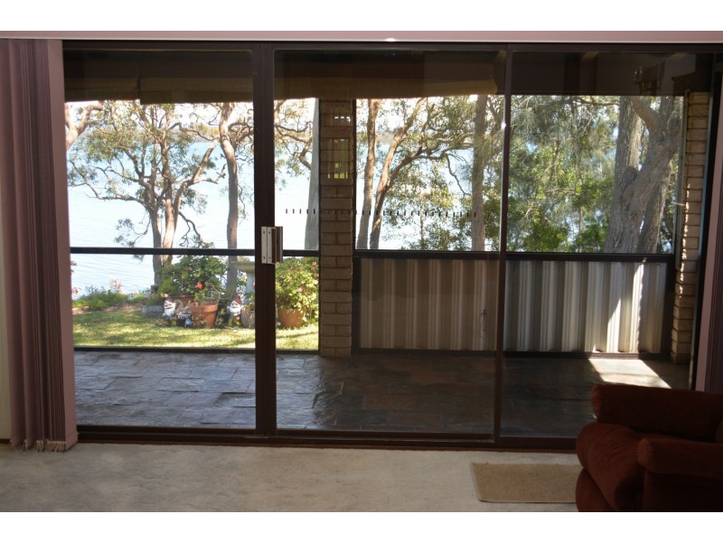 123 Kullaroo rd, Summerland Point NSW 2259