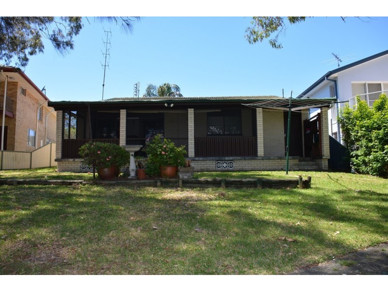 123 Kullaroo rd, Summerland Point NSW 2259