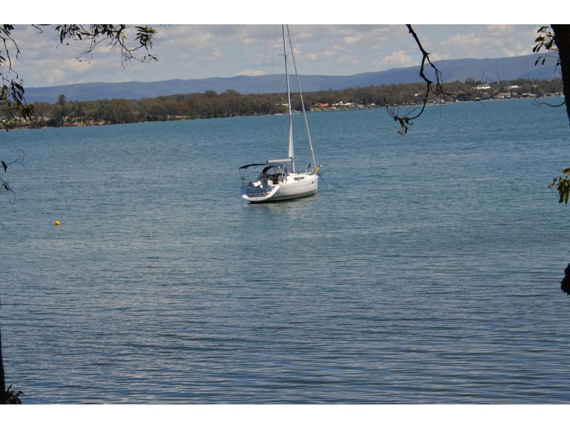 123 Kullaroo rd, Summerland Point NSW 2259