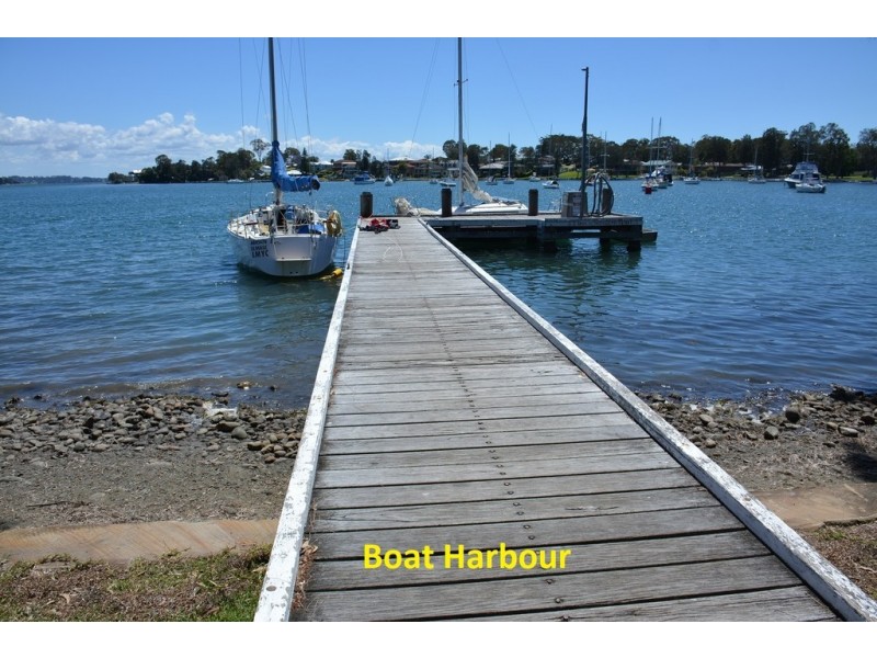 123 Kullaroo rd, Summerland Point NSW 2259