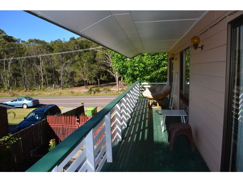 5 Summerland Road, Summerland Point NSW 2259