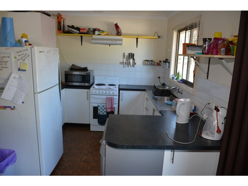 5 Summerland Road, Summerland Point NSW 2259