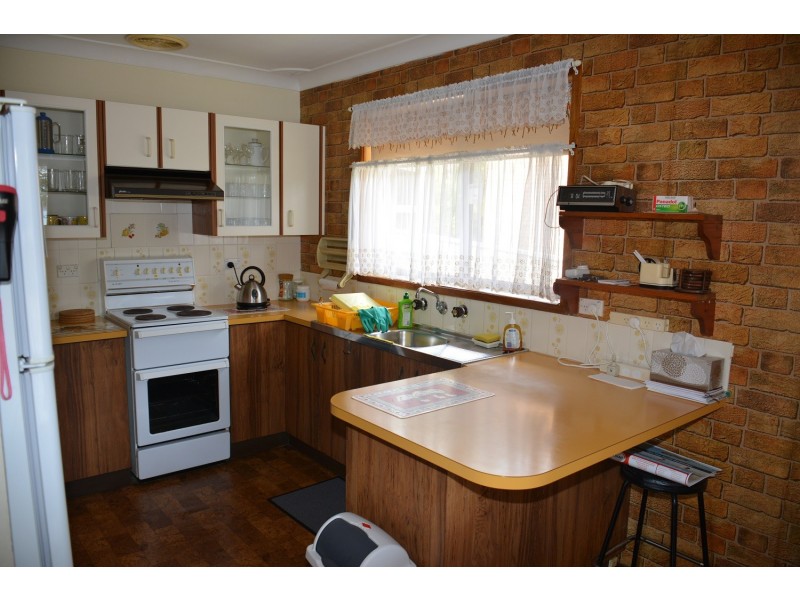 132 Kullaroo Road, Summerland Point NSW 2259