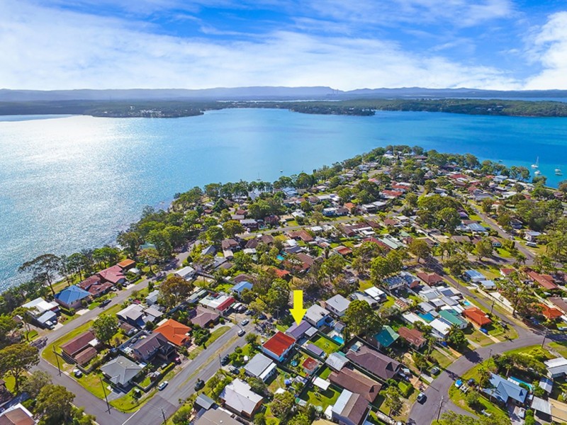 148 Cams Blvd, Summerland Point NSW 2259