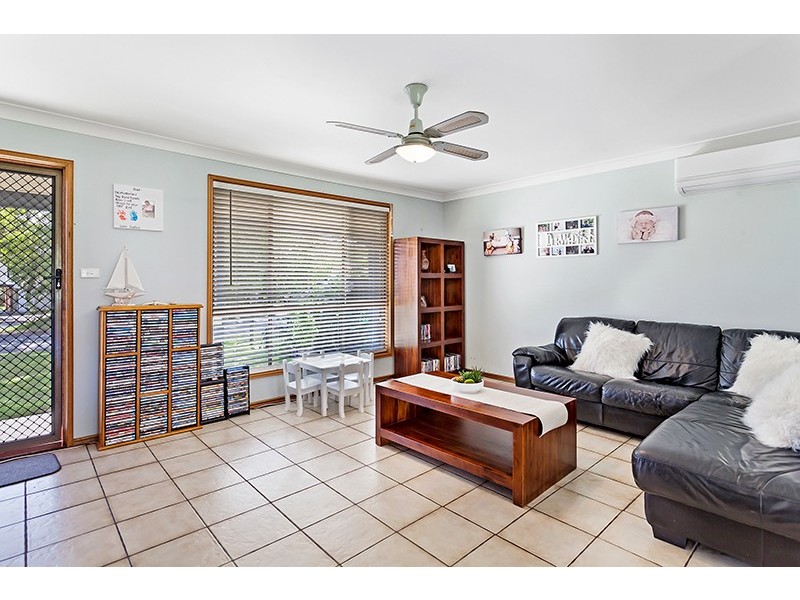 148 Cams Blvd, Summerland Point NSW 2259