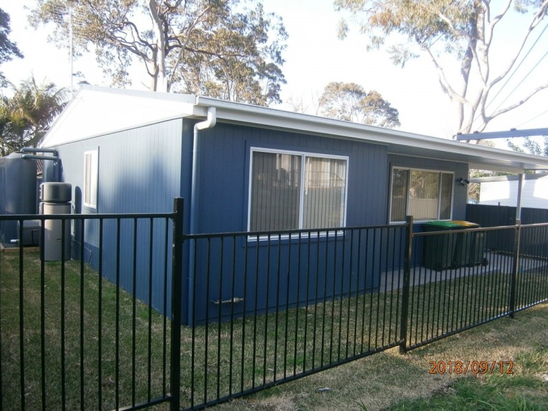 3a Wyreema Avenue, Charmhaven NSW 2263